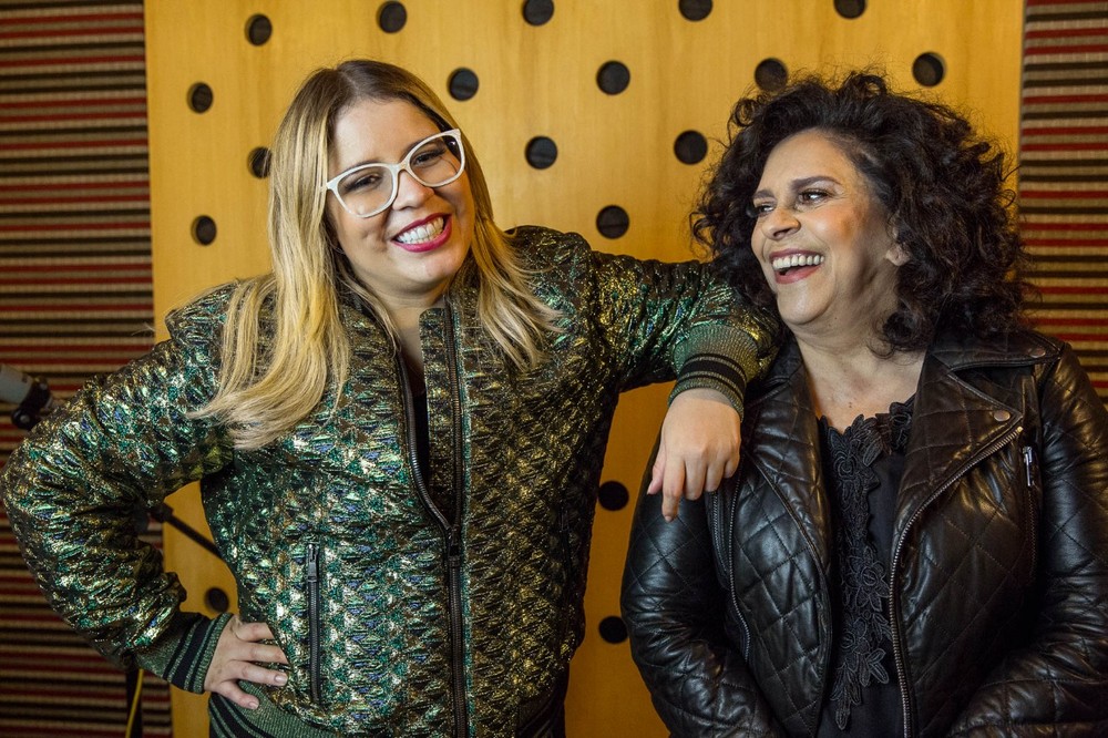 Marília Mendonça e Gal Costa cantam juntas música da 'hitmaker' sertaneja lançada pelo cantor Israel Novaes em 2015 — Foto: Divulgação / Carol Siqueira
